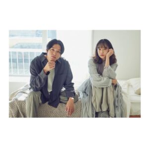 Kurumi Shimizu Instagram - PARCO PRODUCE 2024
『 #東京輪舞 』

【原作】 アルトゥル・シュニッツラー
【作】 山本卓卓
【演出・美術】 杉原邦生
【出演】 髙木雄也 清水くるみ
【東京公演】 2024年3月 PARCO劇場
【地方公演】 2024年4月 福岡、大阪、広島

東京のリアルを生きる“男”と“女”。
あなたのそばにある10の情事を髙木雄也と清水くるみが、一人5役で魅せる！大注目の山本卓卓(作)×杉原邦生(演出)が問題作「輪舞」を東京版に！

-----------------

なんとこの度…
2人芝居に挑戦させていただくことになりました…！！！
しかもつい先日まで「 #月とシネマ2023 」で立たせていただいていたPARCO劇場で…あの劇場で2人芝居です…びっくりです…

でも本当にこの作品は、自分にとって、すごく挑戦的で、ひとつのターニングポイントになるのではないかと思っています。

ご一緒させていただく髙木さんも発表されたコメントで
「自分が諦めて誰かがこの作品に出演し、それを見て後悔するぐらいなら、自分自身が努力して自分の幅を広げれば良いと思い挑戦しようと決めました！」
と話されていて、わたしもまったく同じように思いました。

企画がとにかく面白くて、役者ならきっと誰もが挑戦してみたいって思うようなキャラクターたち、構成や今できている前半の脚本も本当に興味深く、やらないと絶対に後悔する！と思いました。

来年の初春を命を削ってこの作品に臨もうと思っています！！
是非観に来てください！！