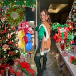 Kusha Kapila Instagram – how photoshopped you want the picture to be?
yes🎄🌲🎄🌲

thanks @torte.in for the bestest Christmas lunch. Love you, Rheu🌸 

Merry Christmas cutiesssss💜
My awesomeness leggings by @oneinmelon