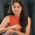 Kushee Ravi Instagram – Santoor has a rich history across three decades, and millions of women have embraced it for their skin care needs. Here’s my reason for being a loyal consumer of Santoor. What’s yours? And, if you haven’t tried it yet, you should today! @santoorstayyoung 

ಸಂತೂರ್ ಅನ್ನು ಲಕ್ಷಾಂತರ ಮಹಿಳೆಯರು ತಮ್ಮ ತ್ವಚೆಯ ಆರೈಕೆಗಾಗಿ ಅಳವಡಿಸಿಕೊಂಡಿದ್ದಾರೆ. ಸಂತೂರ್‌ನ ನಿಷ್ಠಾವಂತ ಬಳಕೆದಾರರಾಗಲು ಇದು ನನ್ನ ಕಾರಣವಾಗಿದೆ. ಮತ್ತೆ ನಿಮಗೆ? ಇಲ್ಲದಿದ್ದರೆ, ಇಂದೇ ಪ್ರಯತ್ನಿಸಿ ನೋಡಿ!

#santoor #allnewsantoor #SantoorStayYoung  #sandalturmeric