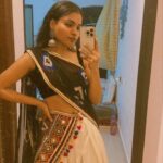 Kusuma Degalamari Instagram - Trend 🙈 #tamilsong #tamil #tamilcinema #lovesongs #love #reelitfeelit #trending #transitionreels #lehenga #whiteandblack #reelkarofeelkaro #explorepage✨ #explore #fyp #fypage #kusumadegalamari #viral #viralvideos #telugucinema