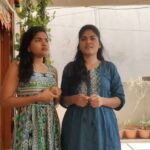 Kusuma Degalamari Instagram - 😀😉😄 #sisters #sistersquad #sisterlove #sistergoals #instagood #instafashion #trendingreels #trending #explorepage✨ #explore #ootd #fyp #fypシ #actress #comedy #comedyreels #funnyvideos #fun #love #kusumadegalamari