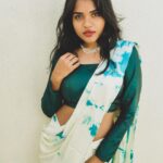 Kusuma Degalamari Instagram - Even the stars were jealous of the sparkle in her eyes✨ #trending #viral #instagram #love #explorepage #explore #instagood #fashion #follow #saree #sareelove #likesforlike #followforfollowback #photography #india #trend #instadaily #memes #music #style #trendingnow #reels #foryou #likes #photooftheday #model #beautiful #bollywood #bhfyp #instagood