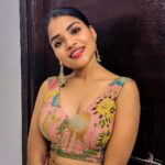 Kusuma Degalamari Instagram - A little sass a day drives the basics away. Outfit by @resonatedeattire #ootd #baby #babythemovie #chiranjeevi #chiru#megastarchiranjeevi #chiranjeevikonidela #successmeet #explorepage✨ #explore #fyp #fypシ #ınstagood #instafashion #kusumadegalamari #selflove #pink #messyhair