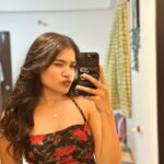 Kusuma Degalamari Instagram - "Lost in the mirror maze, finding my way through pixels and grace. 🌟 #ReflectionReverie" Selfie, pose, ootd, photography, mirror, mirror selfie, night, makeup, routine, hairstyle, vibe check