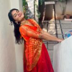 Kusuma Degalamari Instagram - From the threads of tradition to the colors of celebration, this orange half saree tells a story of resilience, joy, and embracing cultural roots. May your journey be as vibrant as the fabric that weaves your narrative. 🌟 Festival, festive vibes, Indian wear, lehenga, kites, colors, happy times, family, friends, wishes, 2024, sankranthi, lohri actor, telugu festival, kusuma, kusuma degalamari, ootd, orange, fashion