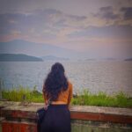 Kusuma Degalamari Instagram - Chasing sunsets and dreams ☀️………🤎🖤 Travel, photography, ootd, fashion, style, year end, 2023, travel diaries, Kerala, wayanad, sky, sunset, nature, kusuma, actor, actors life, Wayanad വയനാട്