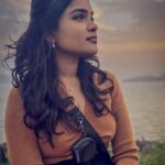 Kusuma Degalamari Instagram - Chasing sunsets and dreams ☀️………🤎🖤 Travel, photography, ootd, fashion, style, year end, 2023, travel diaries, Kerala, wayanad, sky, sunset, nature, kusuma, actor, actors life, Wayanad വയനാട്