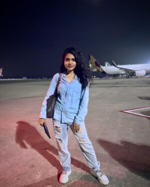 Kusuma Degalamari Instagram - Miss being on a vacation 😭😭

Mumbai,Hyderabad, trip, vacation, travel, ootd, photography, travel photography, airport, airport look, instagood, November,