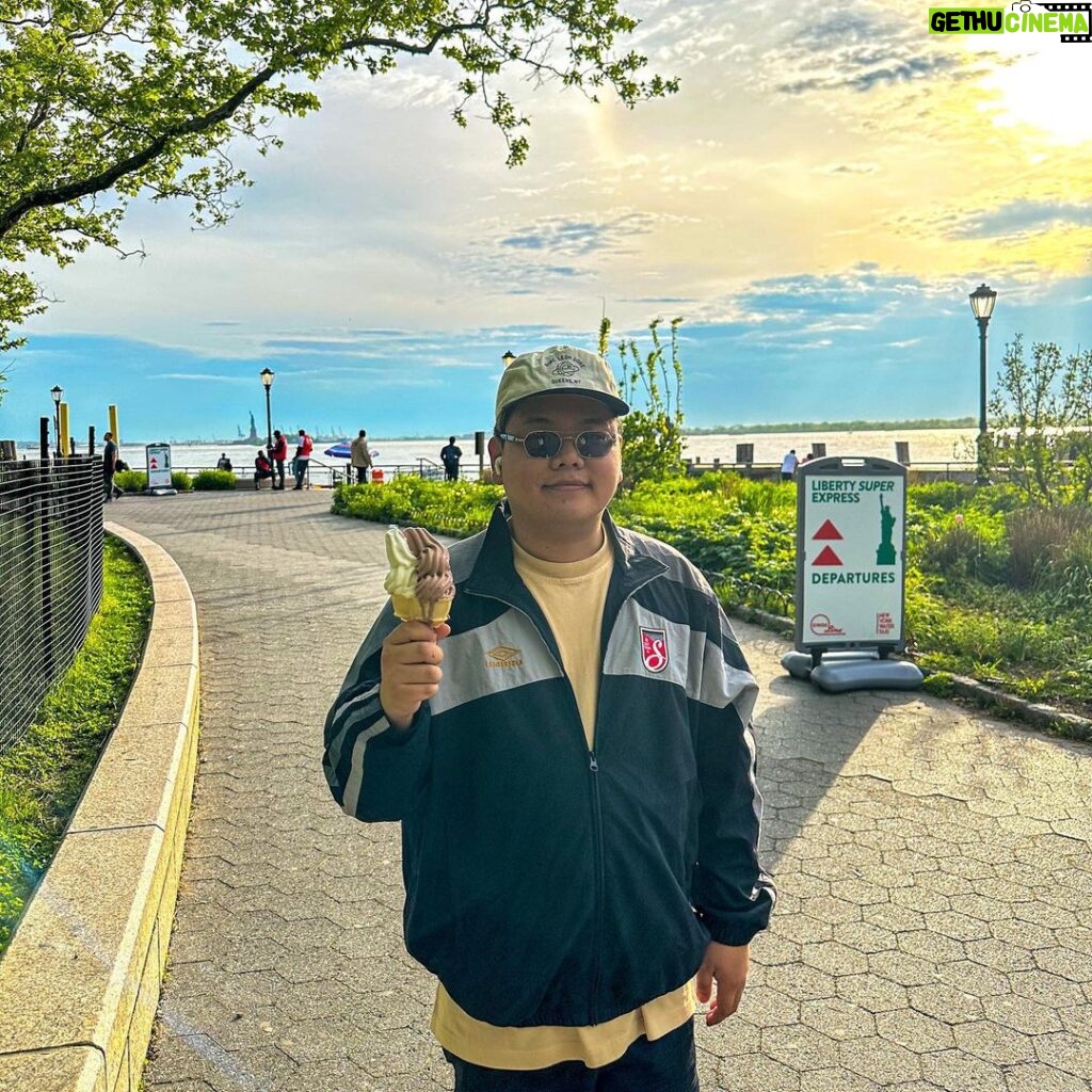 Kwak Joon-bin Instagram - 뉴욕커의 산책 #여행#미국