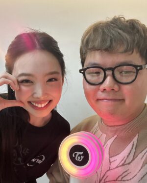 Kwak Joon-bin Instagram - 심장이 아직 안움직이네

#사랑해요#트와이스