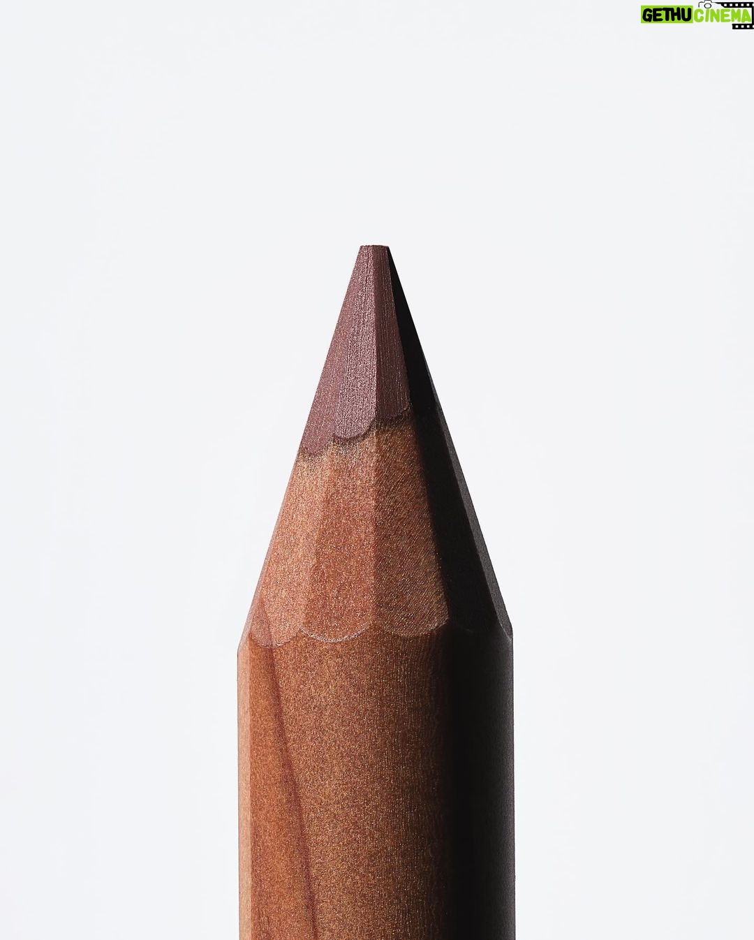 Kylie Jenner Instagram - my PRECISION POUT lip liner just dropped in 10 brand new shades on kyliecosmetics.com 🖤 @kyliecosmetics