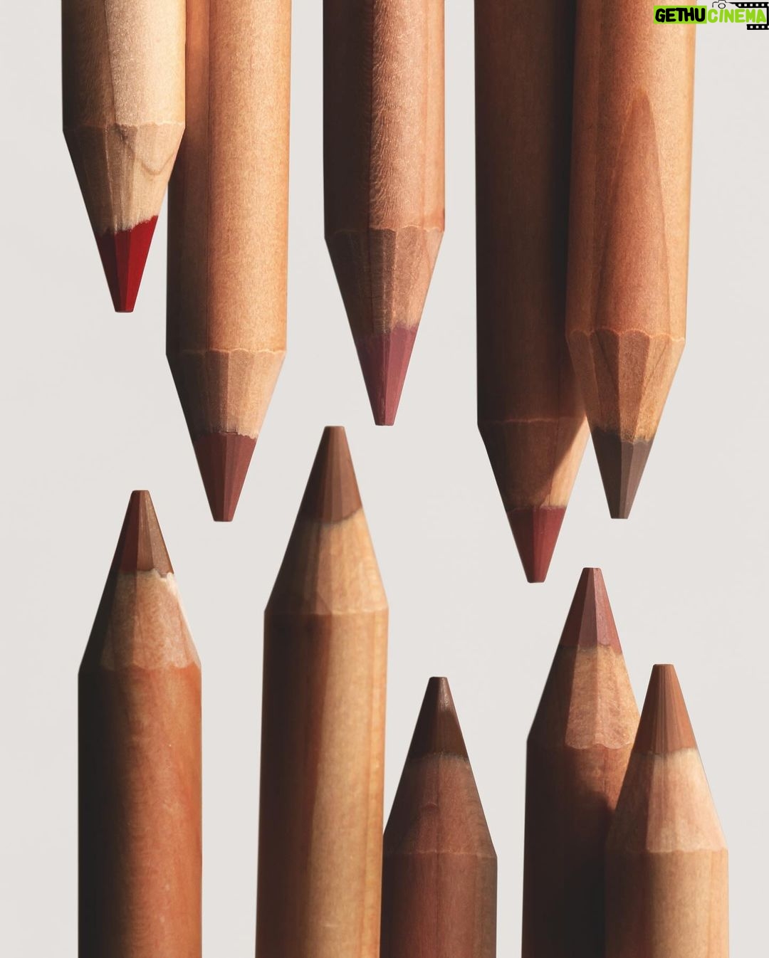 Kylie Jenner Instagram - PRECISION POUT lip liner shade Cocoa 🖤 my new ultra-precise lip liner coming to @kyliecosmetics in 10 brand new shades on December 6th