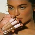 Kylie Jenner Instagram - behind the scenes shooting my brand new POWER PLUSH LONGWEAR CONCEALER 🫶🏻 your new best friend launches September 27th ahhhh! KylieCosmetics.com @kyliecosmetics
