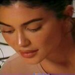 Kylie Jenner Instagram - behind the scenes shooting my brand new POWER PLUSH LONGWEAR CONCEALER 🫶🏻 your new best friend launches September 27th ahhhh! KylieCosmetics.com @kyliecosmetics