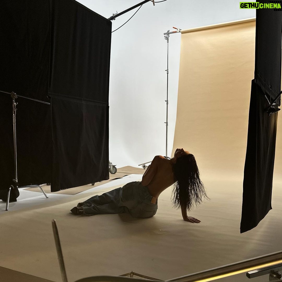 Kylie Jenner Instagram - @acnestudios behind the scenes 🫶🏻