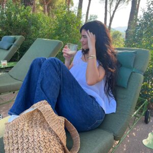 Kylie Jenner Instagram - 🫶🏻🌎🌎