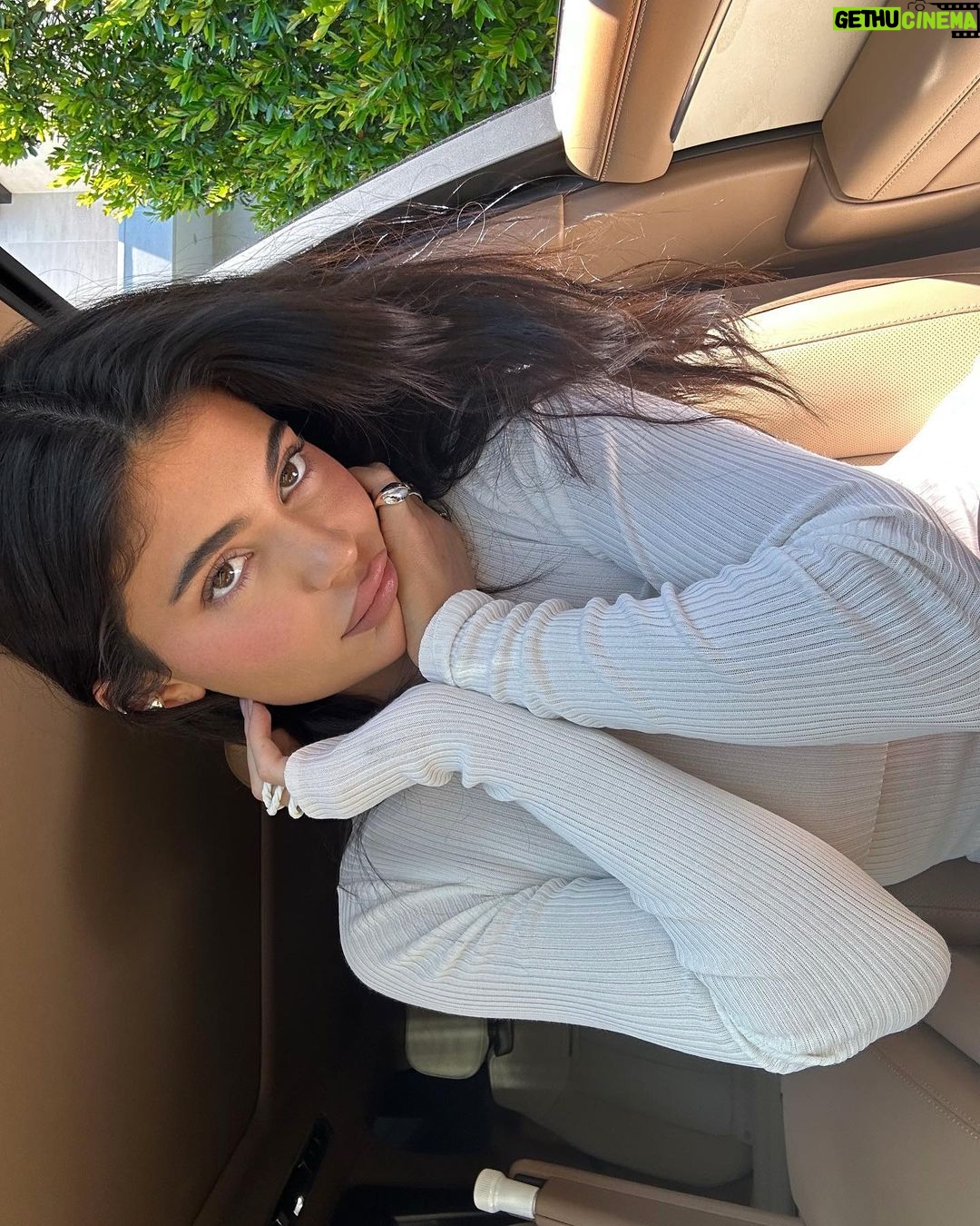 Kylie Jenner Instagram - posting these now before they get lost in my camera roll