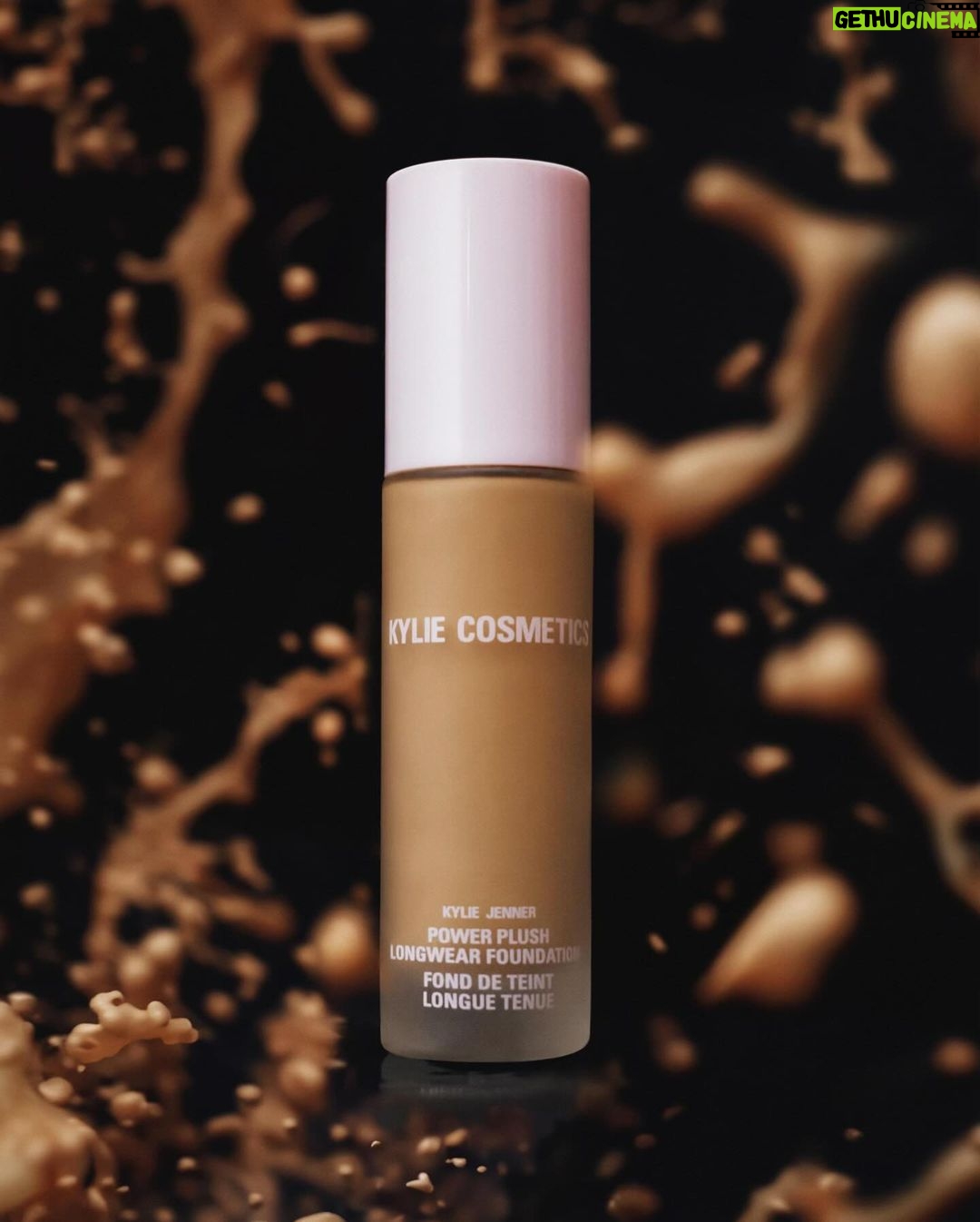 Kylie Jenner Instagram - power plush longwear foundation launching 1/17 to kyliecosmetics.com @kyliecosmetics