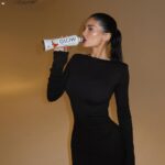Kylie Jenner Instagram - she’s glowing @drinkglow #glowpartner