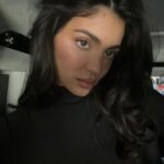 Kylie Jenner Instagram - mommy nights are the best nights 🖤