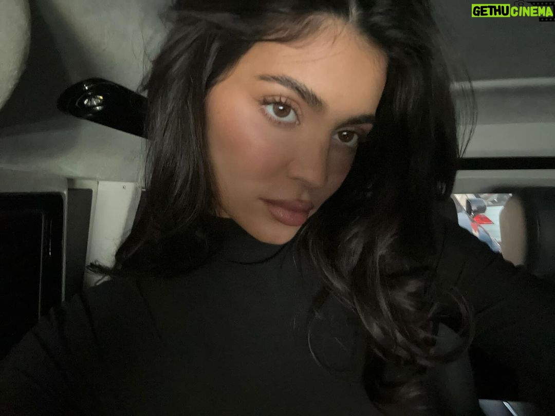 Kylie Jenner Instagram - mommy nights are the best nights 🖤