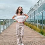 Lévanah Solomon Instagram - 🩷🩶🩵 _______ #green #nature #sky #holiday #vacation #orange #blue #girl #summer #smile #vibes #mood #picoftheday #photooftheday #photography #ootd #outfit #travel Villages Nature Paris