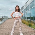 Lévanah Solomon Instagram - 🩷🩶🩵 _______ #green #nature #sky #holiday #vacation #orange #blue #girl #summer #smile #vibes #mood #picoftheday #photooftheday #photography #ootd #outfit #travel Villages Nature Paris