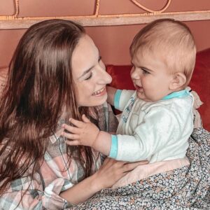 Lévanah Solomon Instagram - 🤍 Eloan & Me 🤍
📸 by @karinesolomon 
_______

#beige #pink #blue #terracotta #orange #colors #neutral #white #light #love #baby #babyboy #babyphotography #picoftheday #photooftheday #cute #room #smile #family #photography #cousin