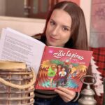 Lévanah Solomon Instagram - ✨Concours✨ À l’abordage jeunes (et moins jeunes 😉) moussaillons ! 💫 Si tu nous suis en story, tu as découvert récemment que @levanah_off est la voix de l’intrépide @zelielapirate, un personnage haut en couleurs, qu’elle a eu le bonheur d’interpréter en compagnie d’une équipe au top ! 💛 Nous avions envie de fêter comme il se doit la sortie du chapitre 2, en vous proposant de remporter 3 livres CD préfacés par Monsieur Francis Cabrel et 3 CD incluant un livret de 20 pages*. 🏴‍☠️ Pour participer, c’est très simple : 1/ Abonne-toi vite aux comptes @zelielapirate @levanah_off et @karinesolomon 2/ Laisse ton commentaire, dis-nous quel CD tu préfères recevoir (livre ou album) ? 3/ Taggue des ami(e)s et partage, si tu peux, ce post en story en nous identifiant ! 🪝A toi de jouer ! 🍀 #concours #zelielapirate #voice #actor #karinesolomon *Cadeaux offerts par la marque. 🙏 Concours réservé à la France et la Belgique. 💫
