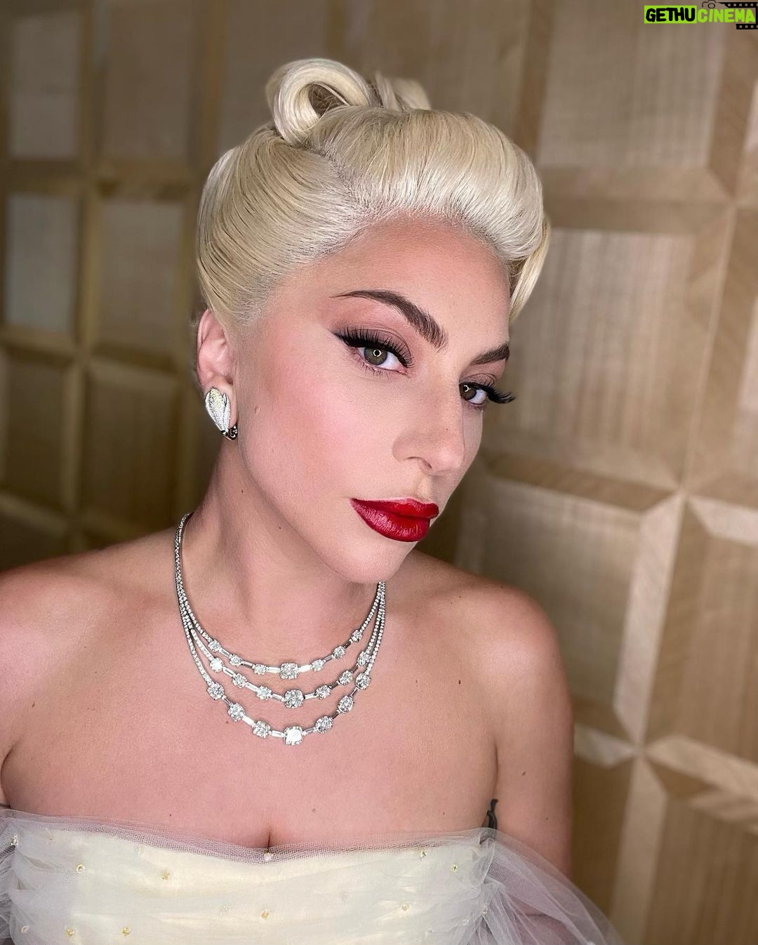 Lady Gaga Instagram - #Oscars 2022 ❤️ wearing @tiffanyandco @ejaf @theacademy