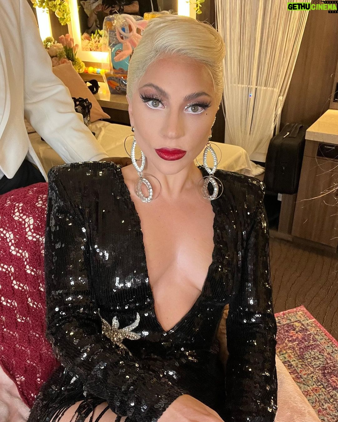 Lady Gaga Instagram - Stock up on your @hauslabs products while you still can on hauslabs.com #makeup breakdown by @sarahtannomakeup Eyes Something new from #HausLabs going through a #stageproof test EyeLieNer in Punk Eyedentify Gel Pencil in Aura in the waterline to open up the eyes Brows The Edge Brow pencil in Taupe Heat Spell in Savannah/Sun Head Rush in Untamed/Intoxicate Lips RIP Lip Liner in Slayer LMM in 1950