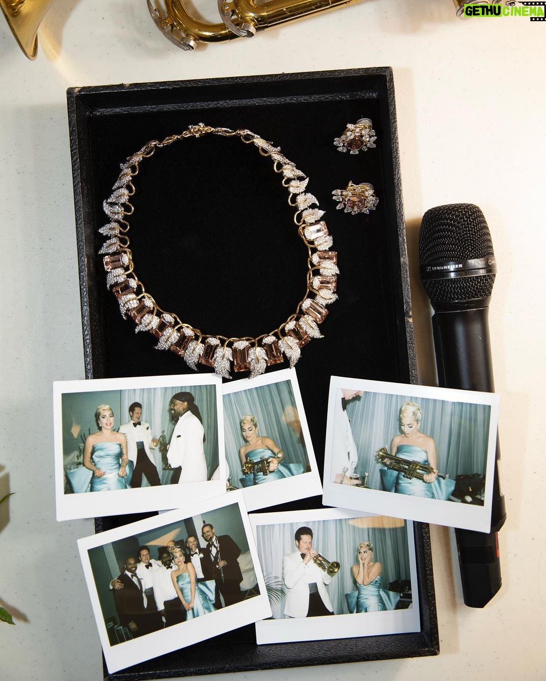 Lady Gaga Instagram - #GRAMMYs 2022 πΆπ€ wearing @tiffanyandco