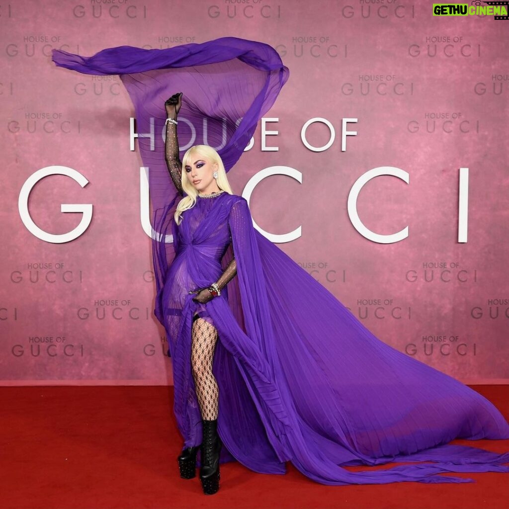 Lady Gaga Instagram - #HouseOfGucci 🇬🇧💜