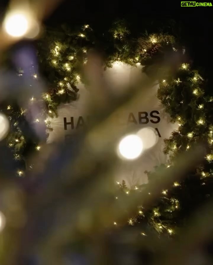 Lady Gaga Instagram - What a wonderful evening we had celebrating the Holidays and a pivotal year for us at @hauslabs. I’m so proud of this company and everyone who is a part of it sharing their unique talents, heart, and minds to be creative and innovative with beauty every day 🖤