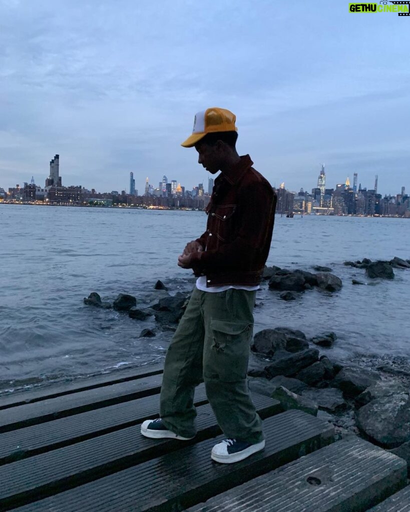 Lamar Johnson Instagram - Writing a love letter to New York City Brooklyn, New York