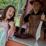 Larissa Manoela Instagram - Meus 23 anos! Amor, amigos, música, pagode, churrasco, doces, drinks, piscina, muita diversão, uma infinidade rosa e só alegria 🥳 Que esse novo ciclo seja assim, lindo e leve 💖 Obrigada aos envolvidos, foi bom demais!