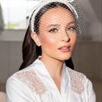 Larissa Manoela Instagram - Para o 1º dia do ano, a minha mais recente e favorita versão 🤍 SRA FRAMBACH ✨