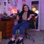 Larissa Manoela Instagram - Essa é a Alice reações, escolha a sua e vá para o cinema! @taescritoofilme 💜