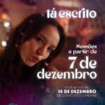 Larissa Manoela Instagram - A espera tá quase no fim! ⏳ A partir de 07/12 Tá Escrito já vai estar disponível com sessões antecipadas em cinemas selecionados. E dia 14/12 é a grande estreia em todo o Brasil! Já montou o look pra ir ao cinema? 🤩 Estrelado por Larissa Manoela e com direção de Matheus Souza. Estreia 14/12 com sessões antecipadas a partir de 07/12, exclusivamente nos cinemas. #ParisFilmes #VemAí