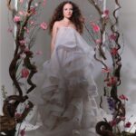 Larissa Manoela Instagram - Dream bride 🤍✨ já nas bancas! @bazaarnoiva