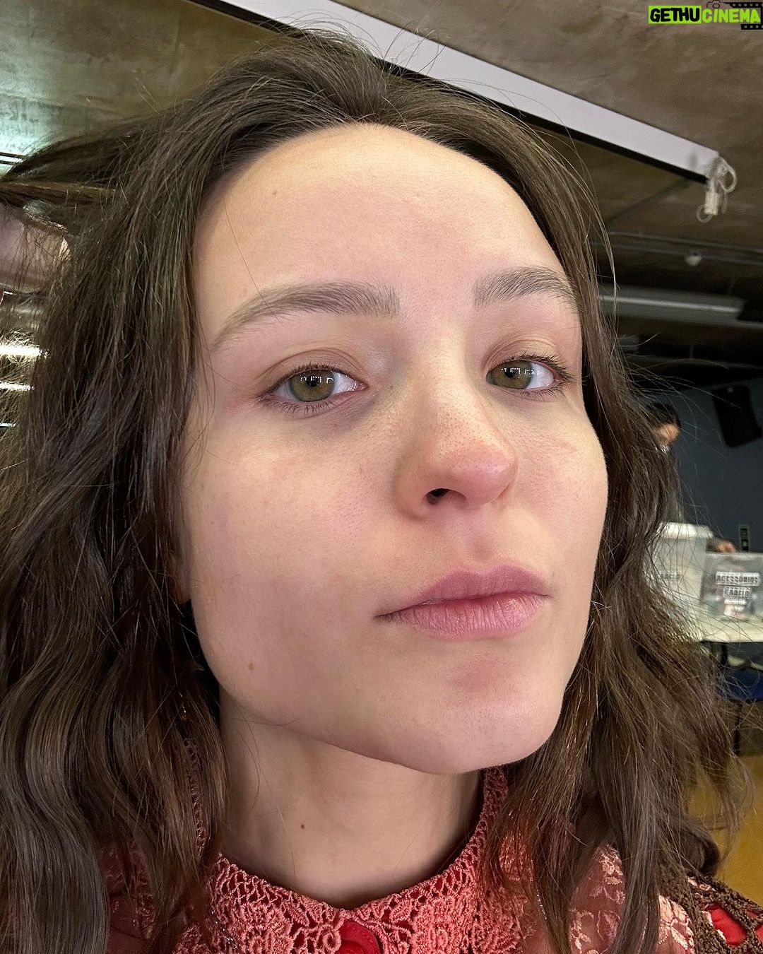 Larissa Manoela Instagram - coleção de selfies que gosto e não necessariamente vocês precisam saber porque