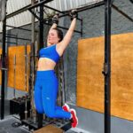 Larissa Manoela Instagram - A era crossfiteira chega e eu tenho a melhor companhia pra me incentivar e treinar comigo 💙💪 TE AMO @andreluizframbach!