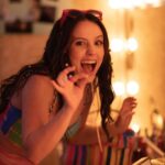 Larissa Manoela Instagram - Essa é a Alice reações, escolha a sua e vá para o cinema! @taescritoofilme 💜
