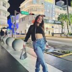 Larissa Manoela Instagram - MIAMI MOMENTS 🩵 @rumoamiami Miami Beach, Florida