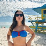 Larissa Manoela Instagram - Dream vacation ❤️💙 Miami Beach, Florida