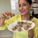 Lataa Saberwal Instagram - Wanna have sweets & maintain weight this festive season?? Then do try this 10 min protein,calcium & iron LADDU recipe on my YOUTUBE CHANNEL, Link in Bio & STORY #lataasaberwal #authenticallylataa