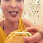 Lataa Saberwal Instagram - First Time Live 🔴 while shooting for our food vlog @cafepibatie @sethsanjeev @shriharsh_photography @mohammad_shaikh_1010 @agni__chaudhary