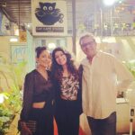 Lataa Saberwal Instagram - Our little baby has grown up and is working towards a cause. @_rishikaseth . Proud of you & thank you for inviting. Do visit @catcafestudio FULL VLOG IN. STORY @sethsanjeev