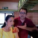 Lataa Saberwal Instagram - DAKSHIN BAR & KITCHEN @dakshinbarandkitchen (Quarter Joint & Family Restaurant. Amazing funfilled evenings & Bollywood music. ADDRESS & CONTACT 👇 Lovely House Nehru Road, Station Rd, Santacruz East, Mumbai, Maharashtra 400055 Contact- 078978 90115 @sethsanjeev #lataasaberwal #sanjeevseth #khaudostsanjeevseth #food #restaurant #bar #foodie #foodblogger #foodies #foodlovers #foodloversindia #foodlove #foodstagram #foodgasm #foods #whatsonmyplate #whatsfordinner #whatsinmybowl #whatsinmythalitodaylataasaberwal #whatsinmythalitoday