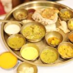 Lataa Saberwal Instagram – Met Harsh after ages over “Celebrity Thali” #harshchhaya . Thank you for your precious time & advice for aspiring ACTORS. FULL VIDEO LINK IN INSTA STORY . Special thanks to Maharaja Bhog @maharajabhogmumbai

#lataasaberwal #whatsinmythalitodaylataasaberwal
#whatsinmythali #whatsinmybowl #whatsinmythalitoday